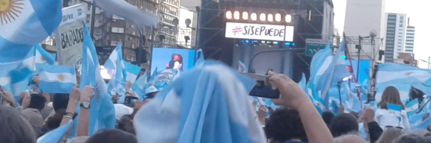 Isabel Rosales⭐⭐⭐ banner