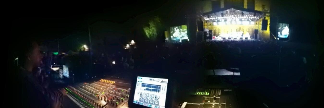 Eduardo Martinez banner