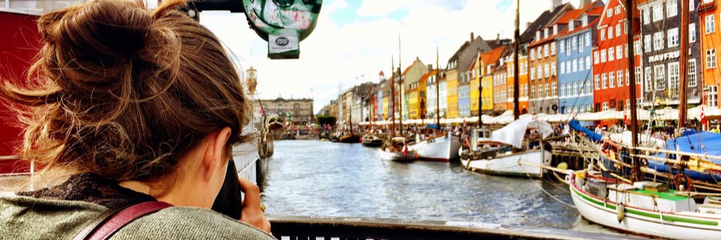 LeahNarowski's profile banner image