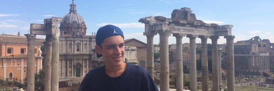 yuri_lassak's profile banner image