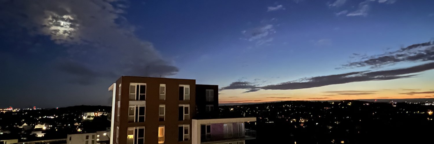 Destinihenry's profile banner image