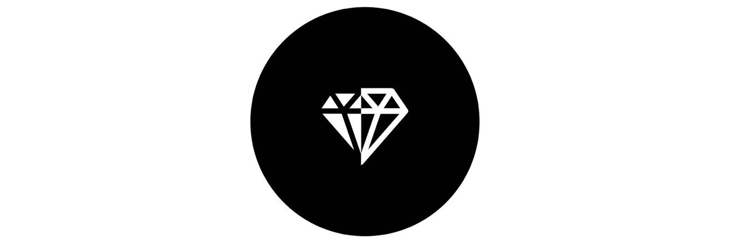 deeeyearwood's profile banner image