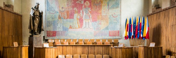 UniKarlova Profile Banner