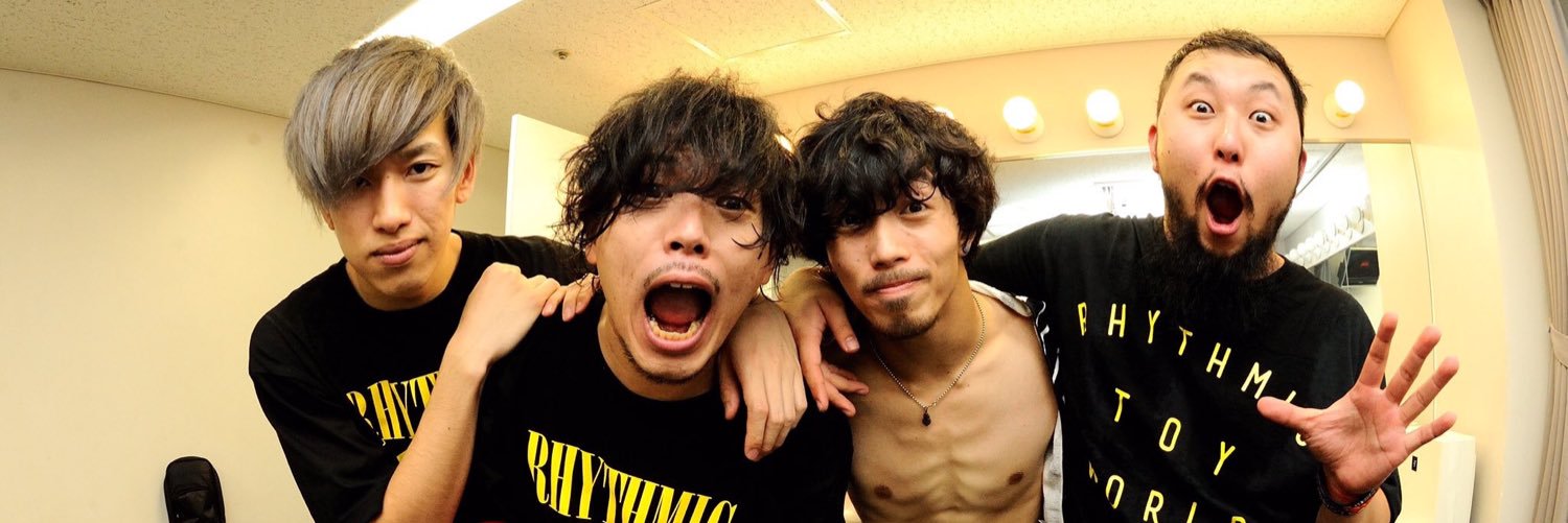 Chilommm's profile banner image