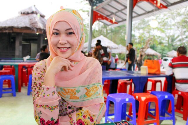 ririnazriyanii's profile banner image