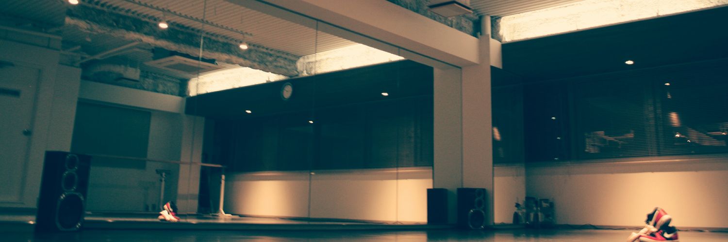 studio_AileS's profile banner image