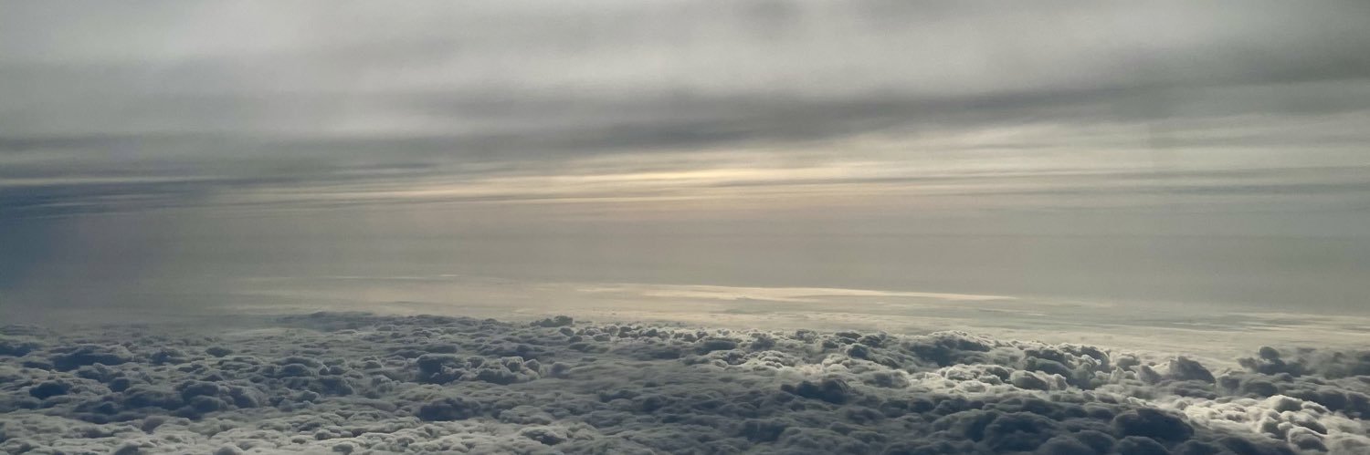 xuxi444's profile banner image