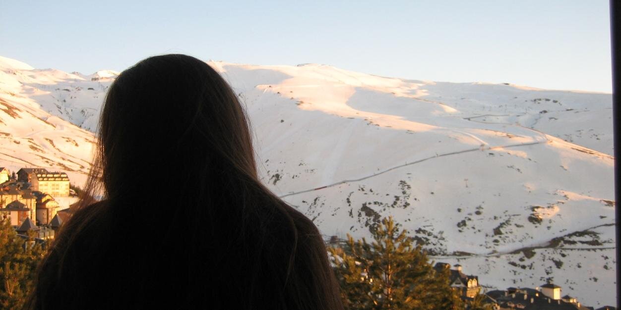 _LauraCano's profile banner image
