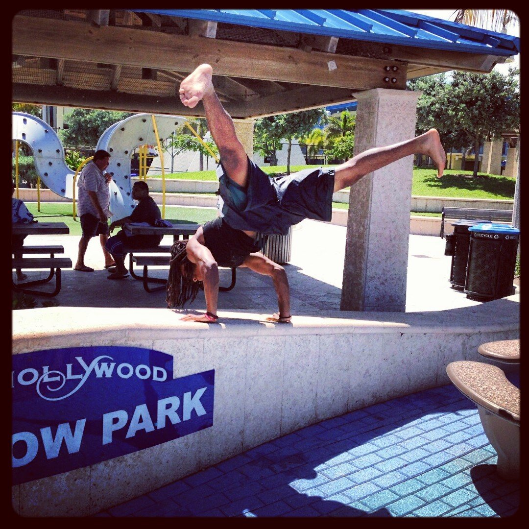 Gabriel Graves banner