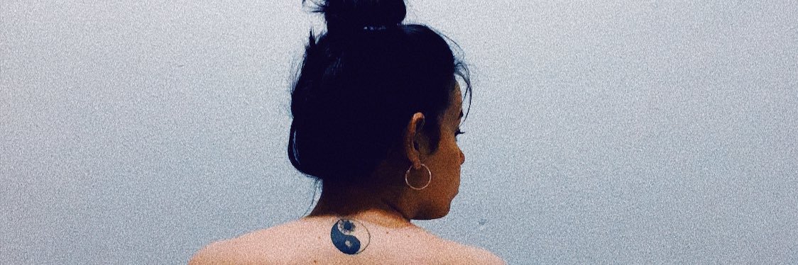 yleniarish's profile banner image