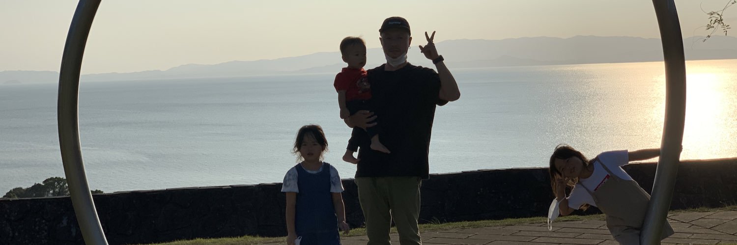 japakani's profile banner image