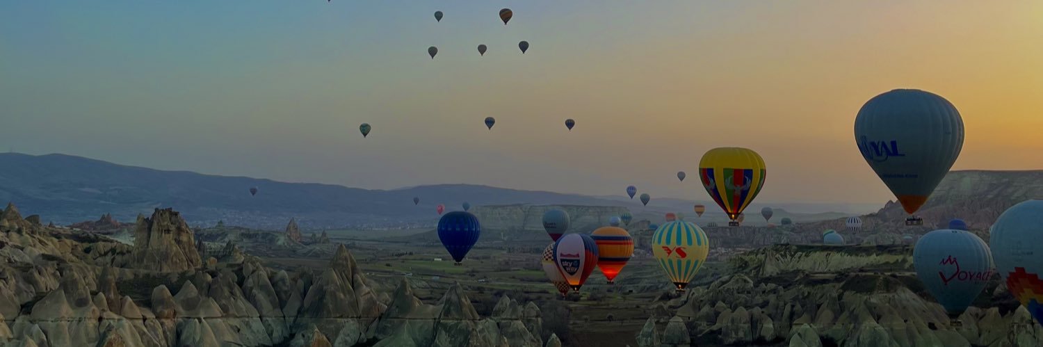 AngelaM_33's profile banner image