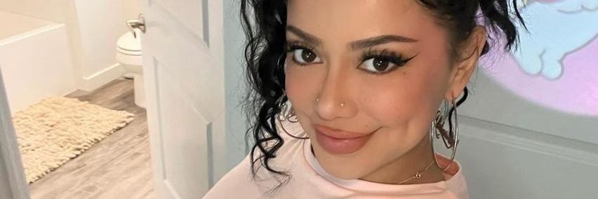 nenabear4's profile banner image