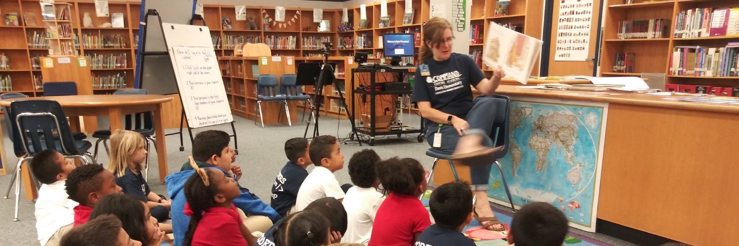 Davis Elem. Library banner