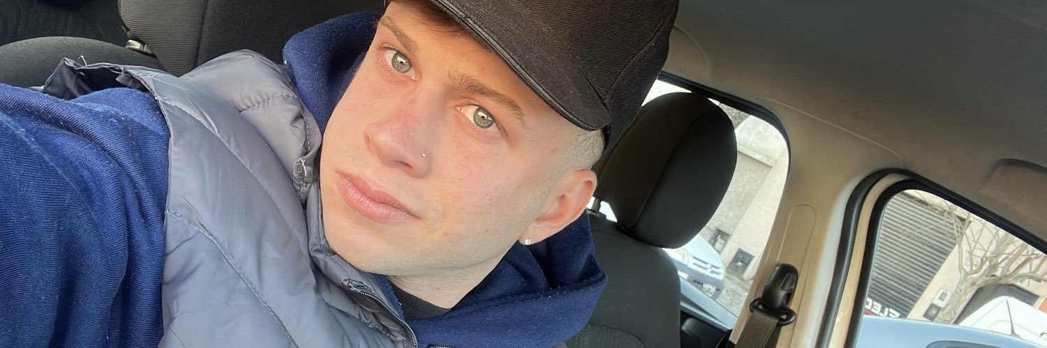 eminob10's profile banner image