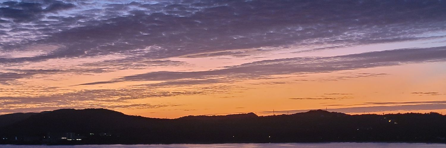 kmdgr's profile banner image