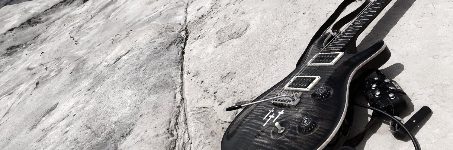 椿 / TSUBAKI banner