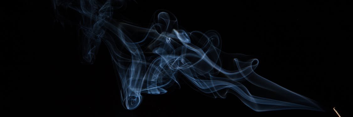 𝑋 banner