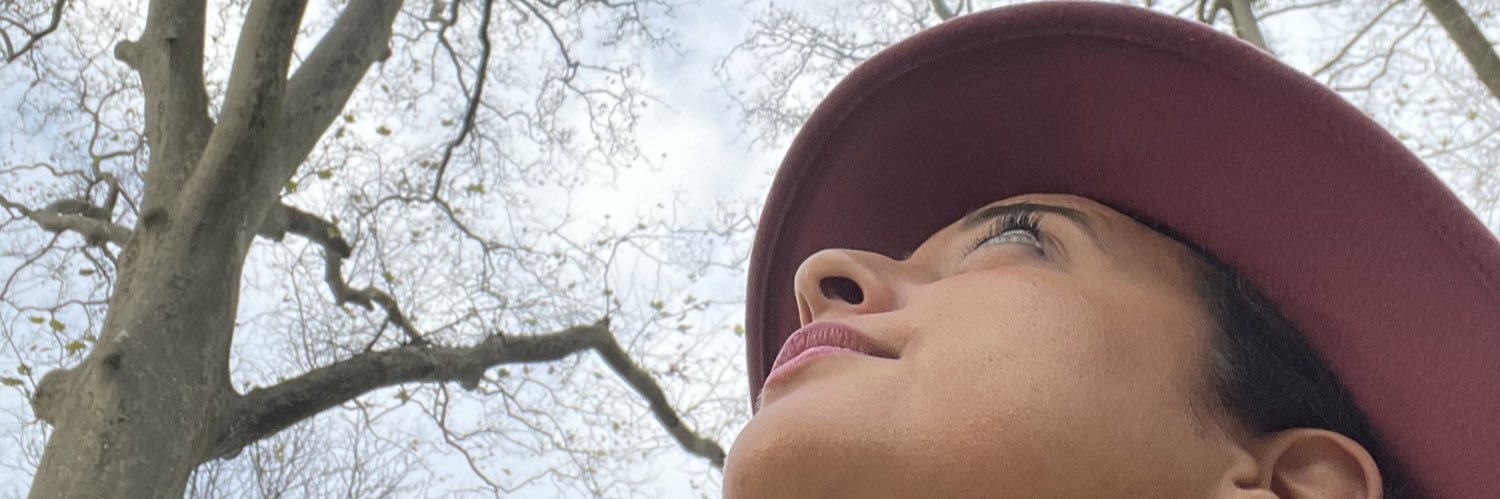 Mariam Mouna banner