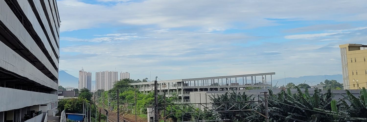 KatHtst's profile banner image