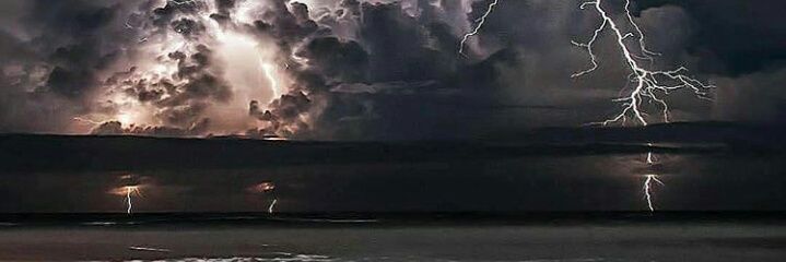 Ly_Moraes2's profile banner image