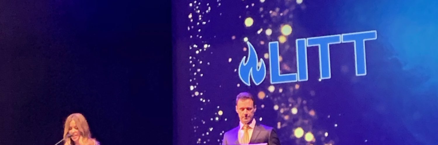 Peter Salom banner