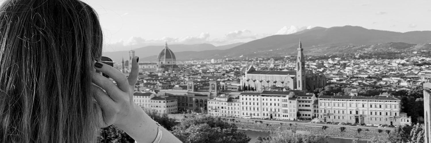 paucaceres's profile banner image