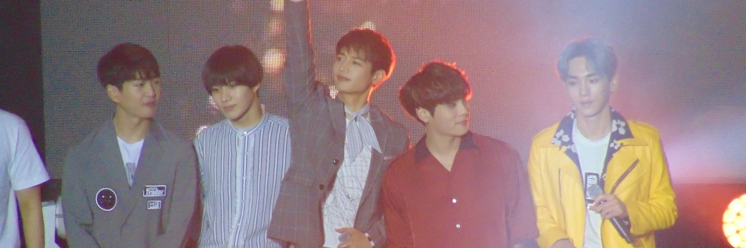 Shineeworld_is's profile banner image