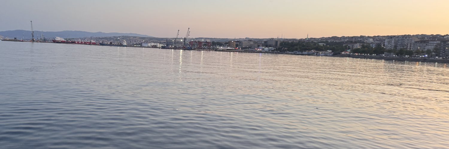 cyberoem's profile banner image