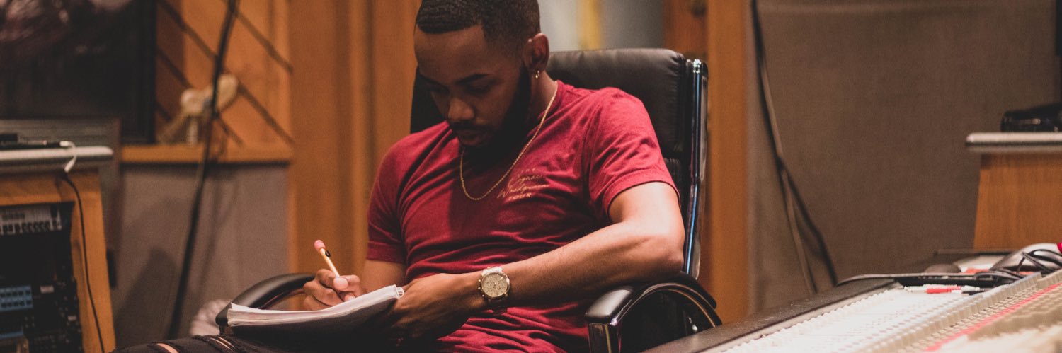 RexWhite_'s profile banner image