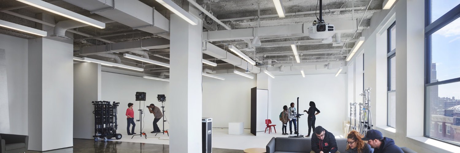 Express Newark banner