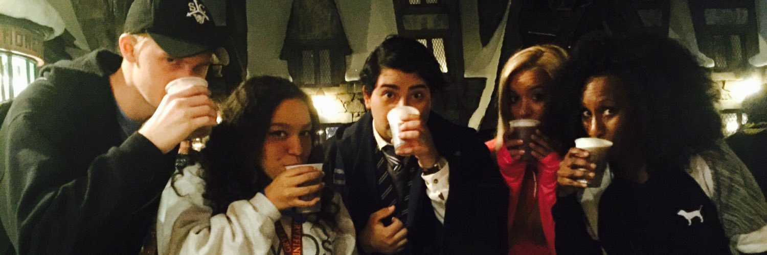 Brianiiteehee's profile banner image