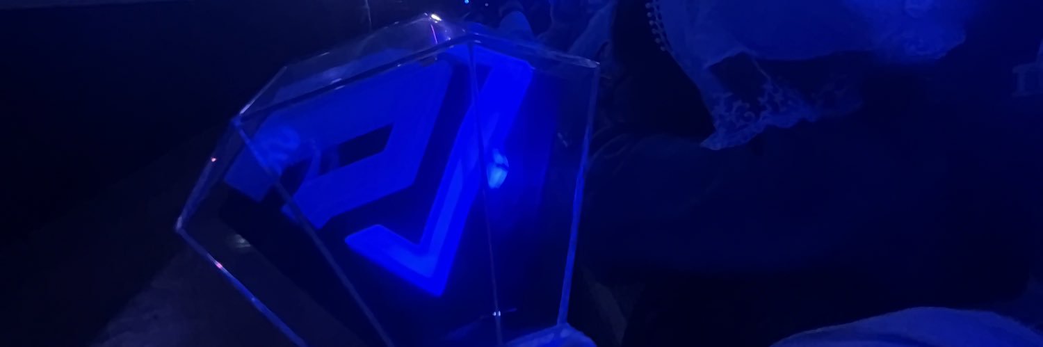 cherryoncloud's profile banner image