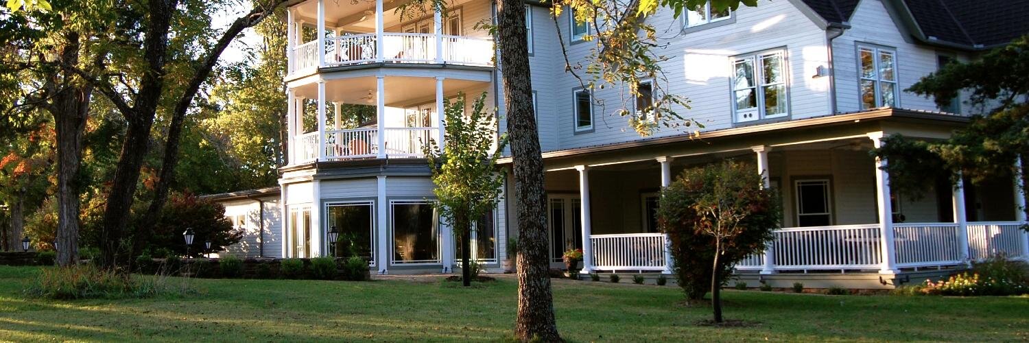 PrattPlaceInn's profile banner image