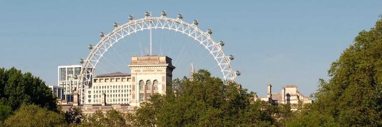 leeraixa's profile banner image