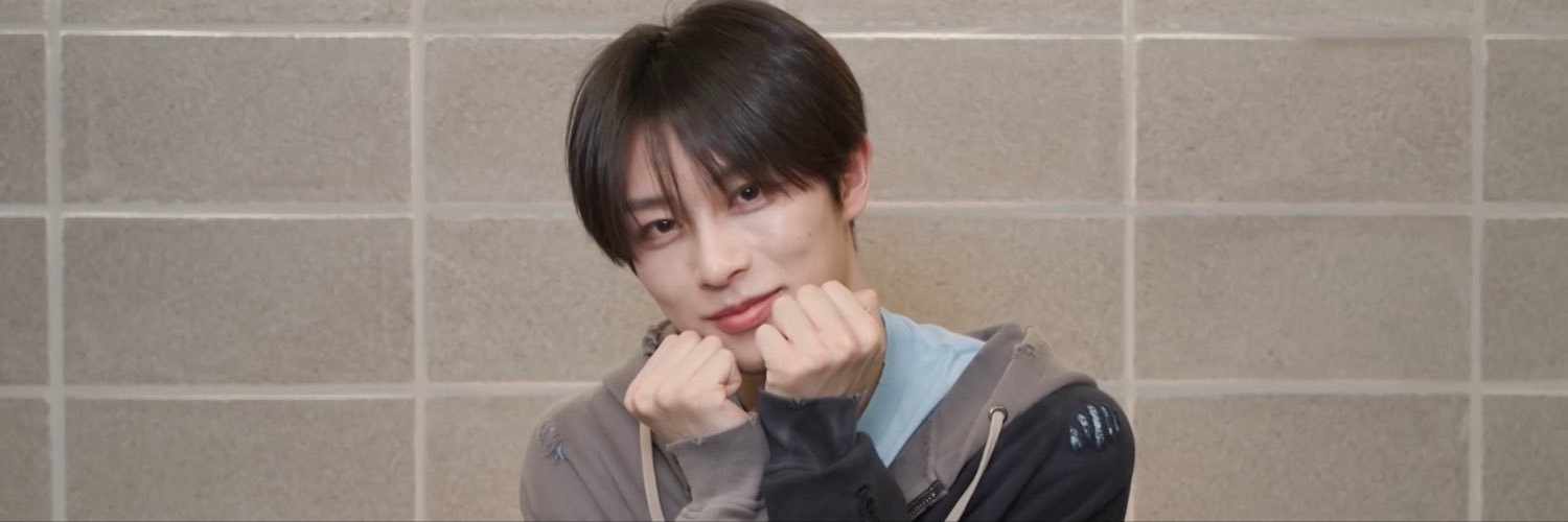 ____1y______'s profile banner image