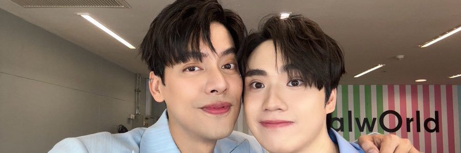 shixuanlu's profile banner image