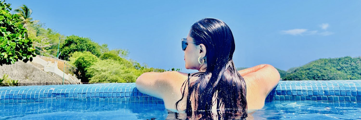 sofissmtz's profile banner image