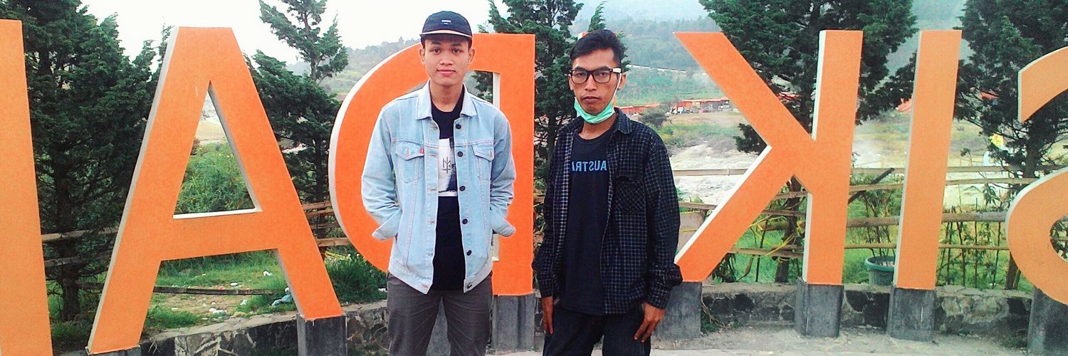 erka_rokhim's profile banner image