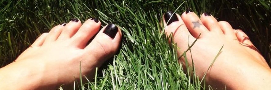 2leftwinkletoes's profile banner image