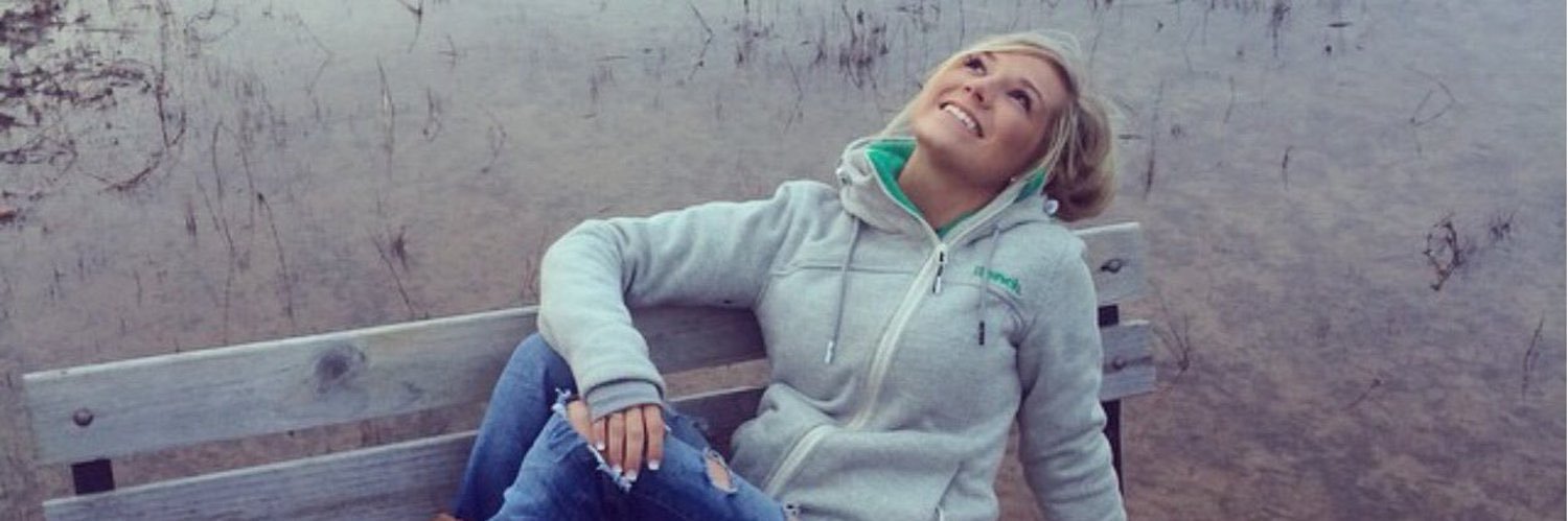 datblondegirl21's profile banner image