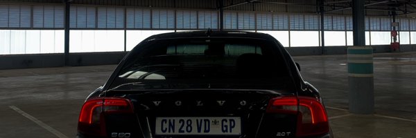 hlovo_ Profile Banner