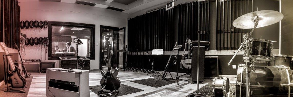 VHMusic_'s profile banner image