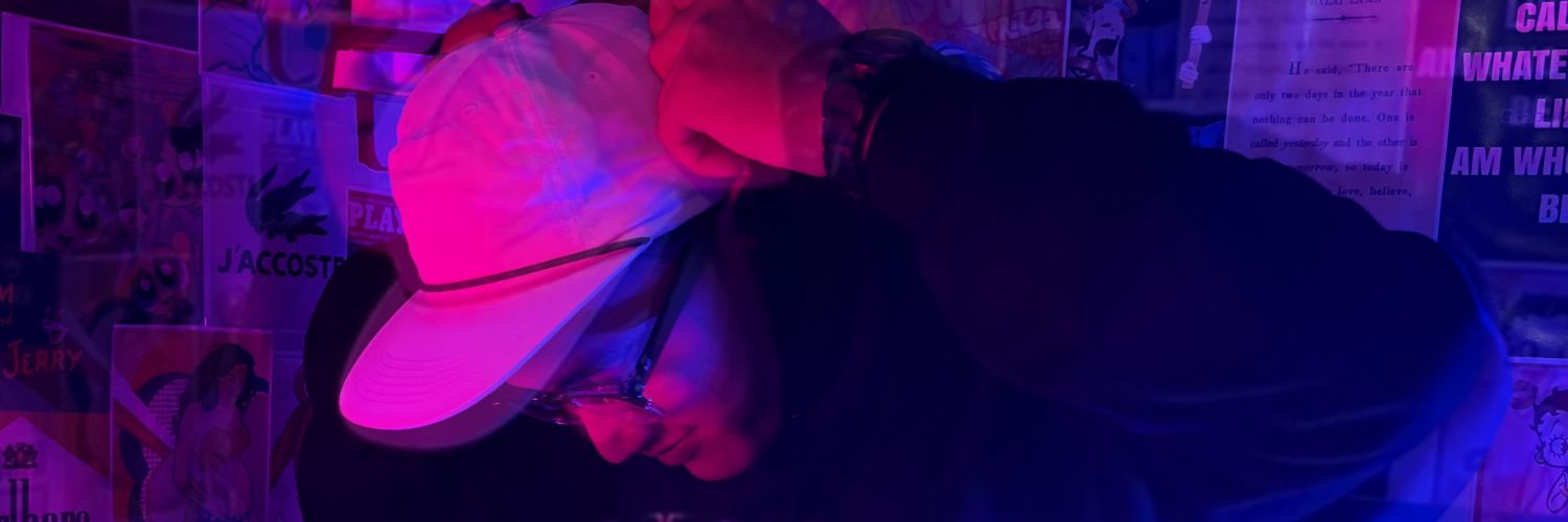 radutrr's profile banner image