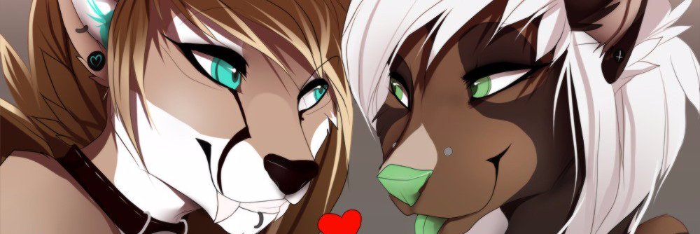 Roxyalphaqueen's profile banner image