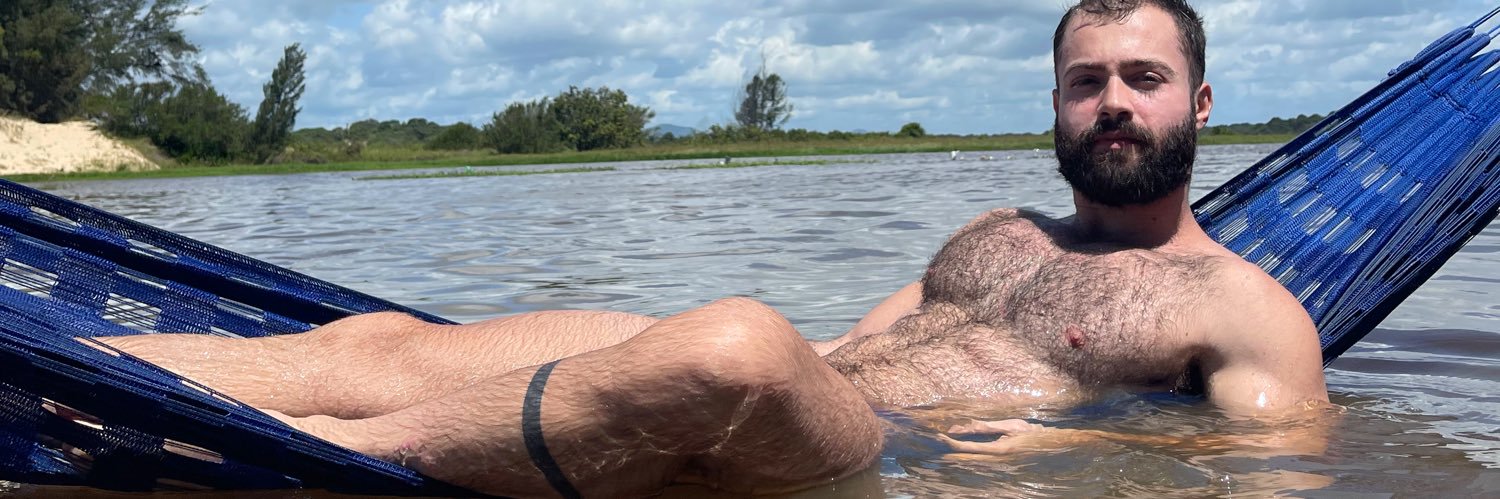 luscaviera's profile banner image