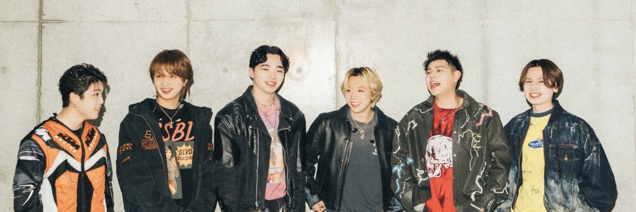 emi46929372's profile banner image