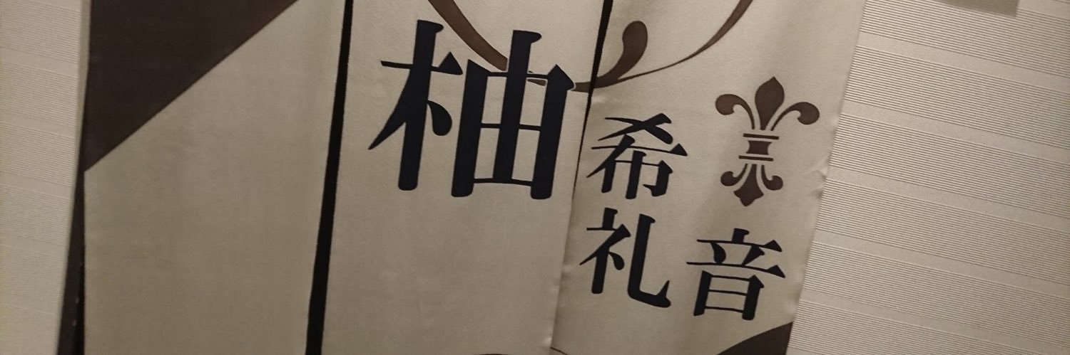 momo_603's profile banner image