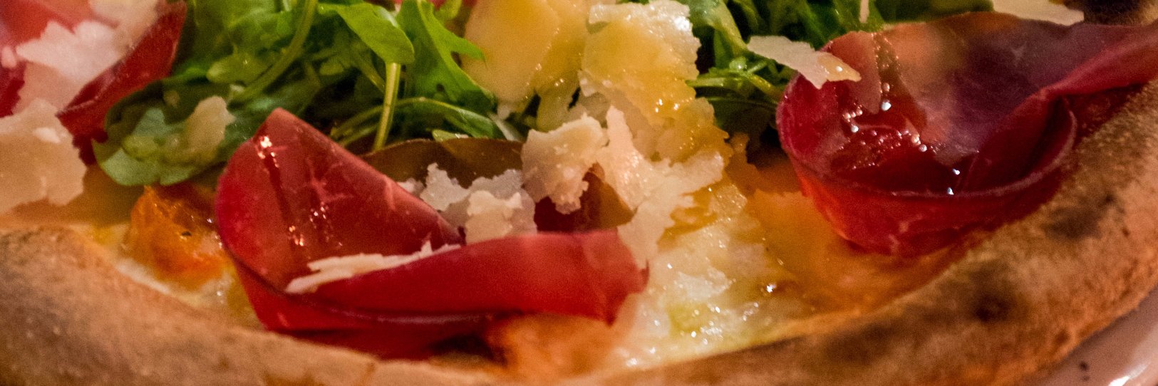 Al Vesuvio Pizzeria banner