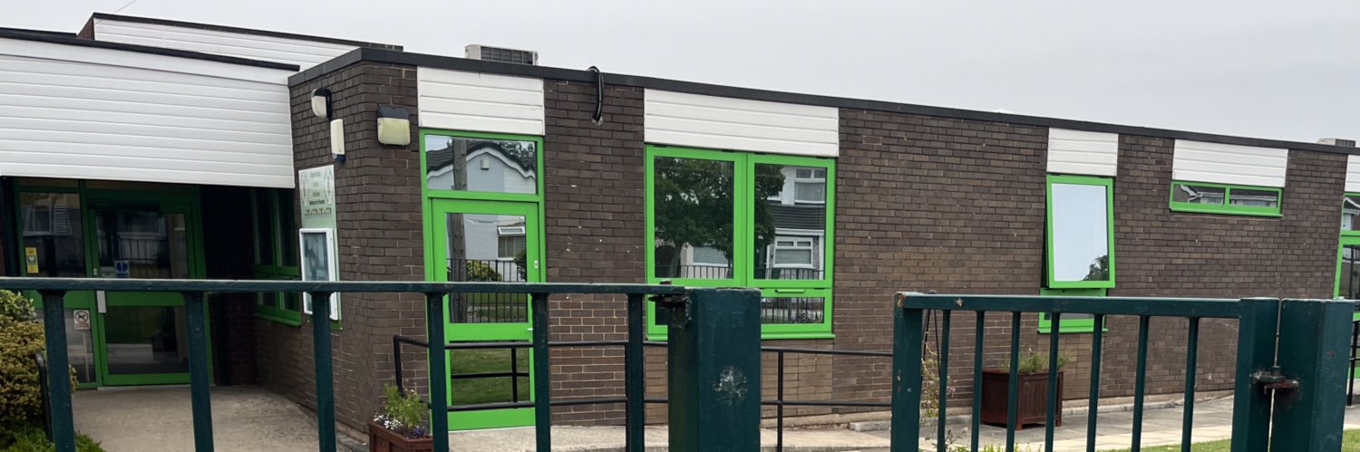 Lunt'sHeathSch banner